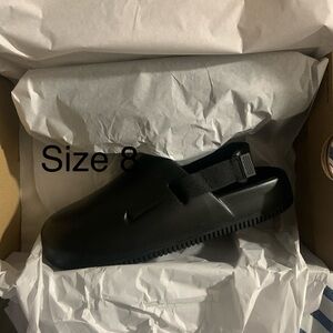 Nike calm mules size 7 mens 8 women’s